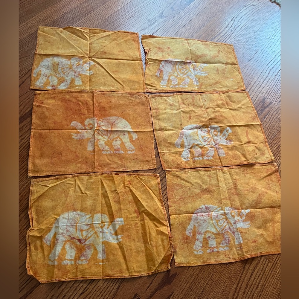 NWOT handmade, hand painted set of 6 napkins with elephant design from G…